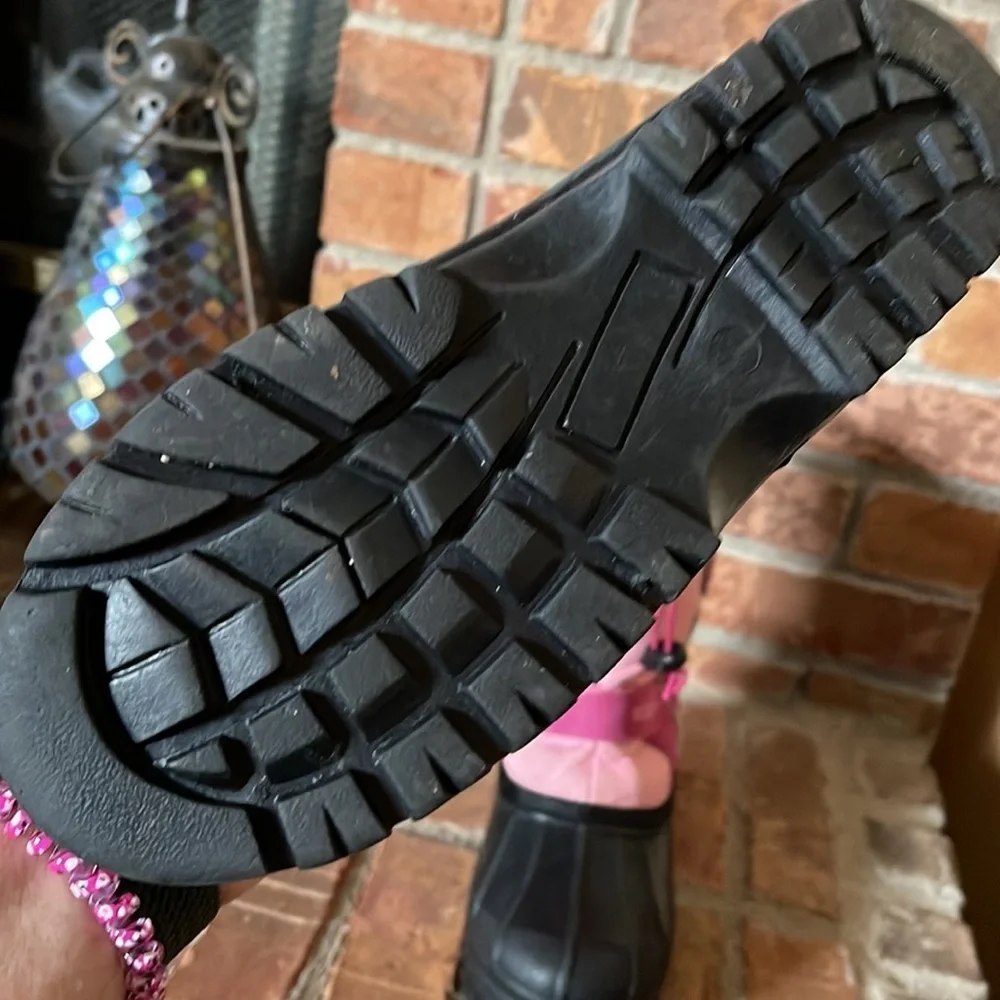Sporto Pink & Black Snow Boots